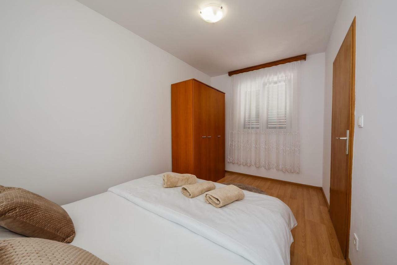 Villa Milena Trogir Bagian luar foto