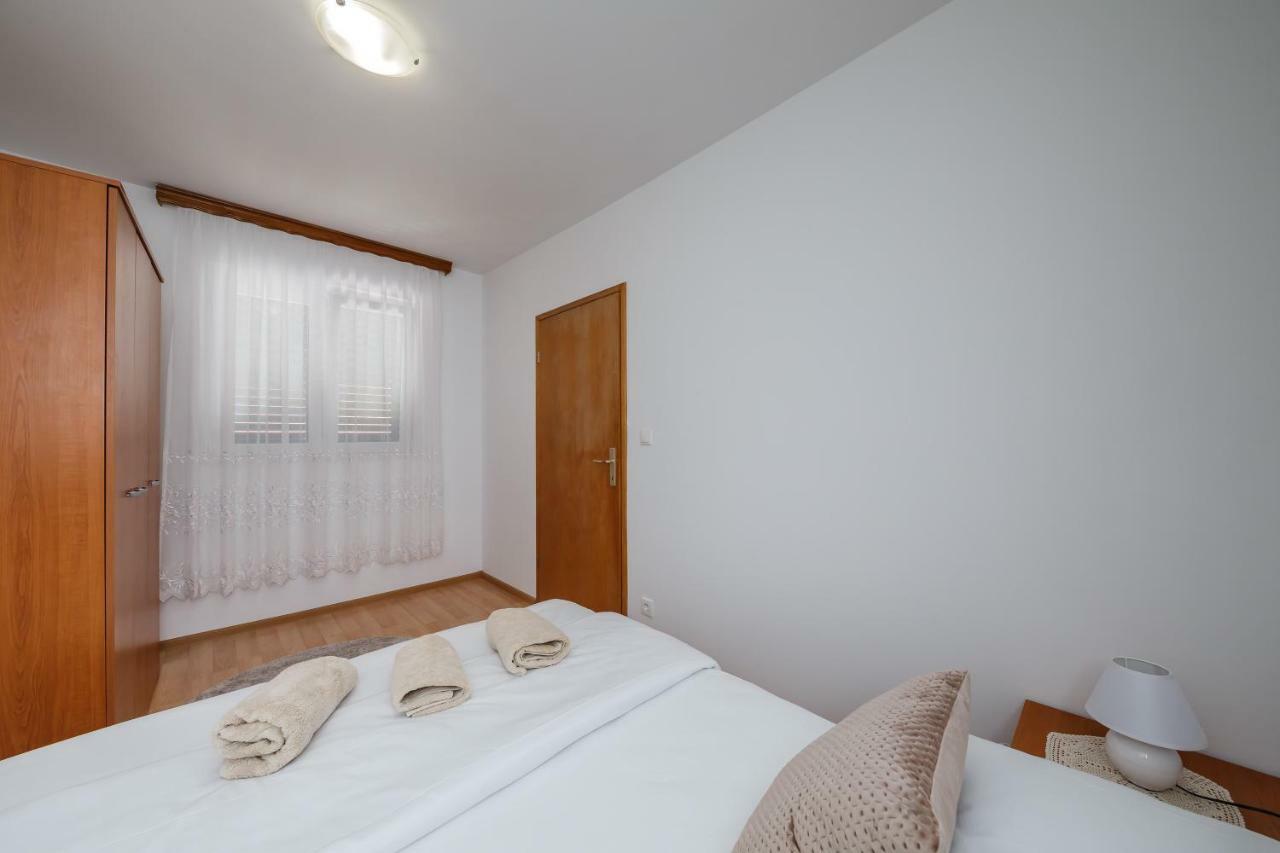 Villa Milena Trogir Bagian luar foto