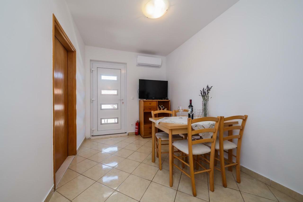 Villa Milena Trogir Bagian luar foto