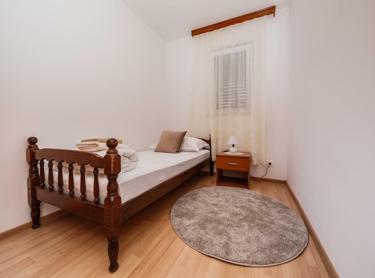 Villa Milena Trogir Bagian luar foto